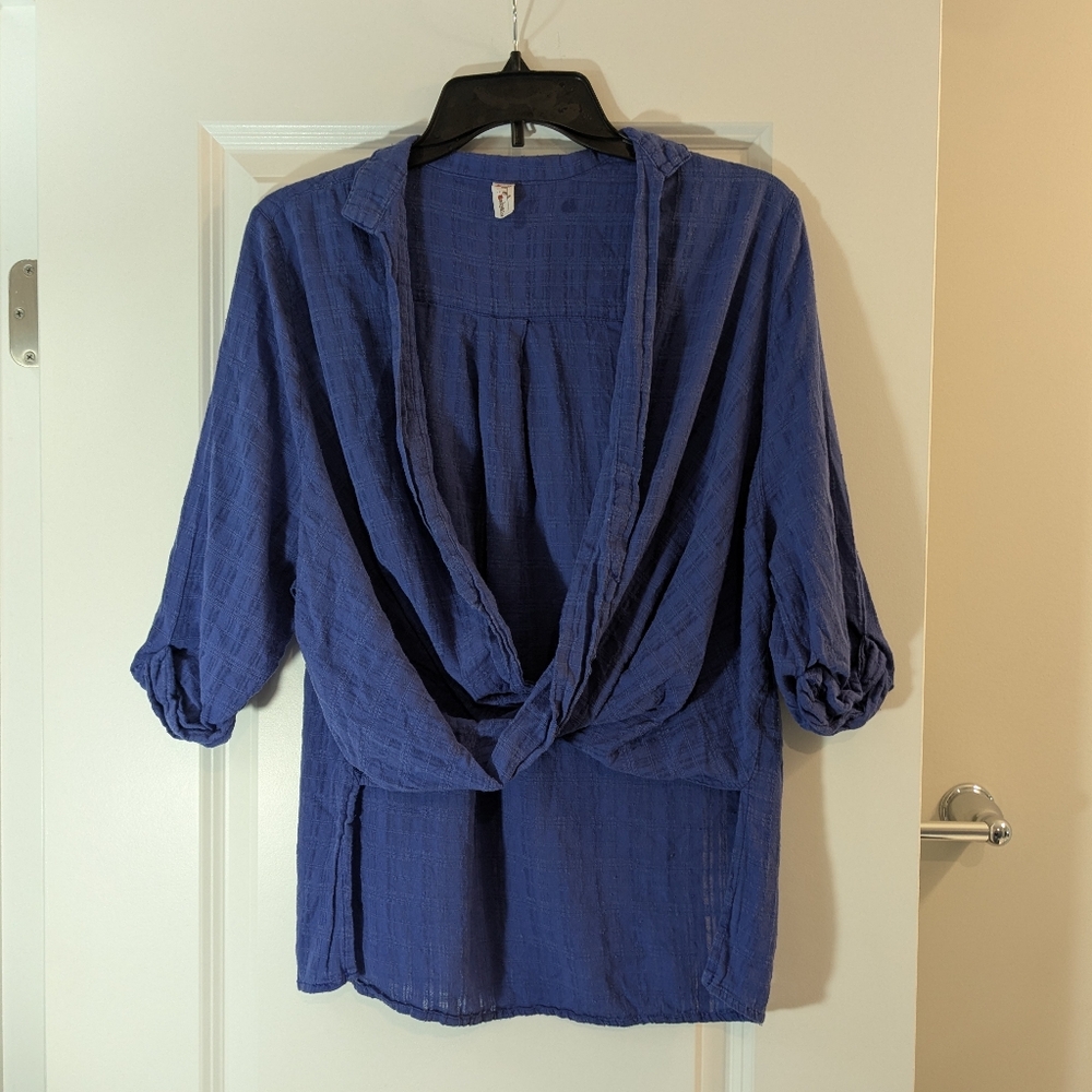 Sady & Lu Elegant Women's Blue Top, Size S